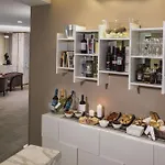Western Piccadilly Hotel 4*