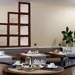 Hotel Western Piccadilly