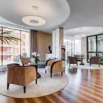Western Piccadilly Hotel