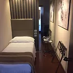 Western Piccadilly Hotel 4*