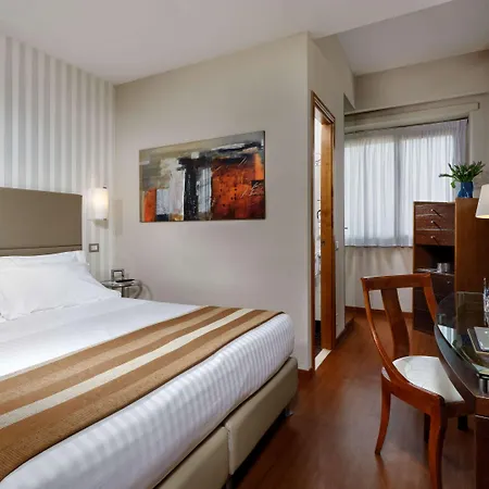 Western Piccadilly Hotel 4*