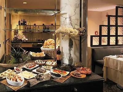 Western Piccadilly Hotel