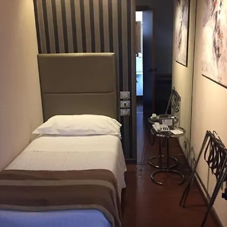 Hotel Western Piccadilly 4*