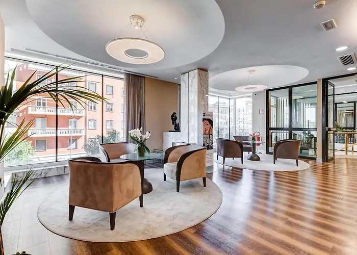 Western Piccadilly Hotel