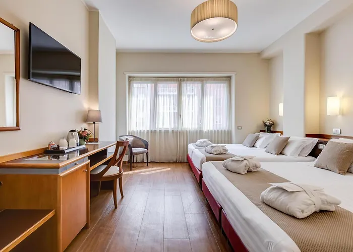 Western Piccadilly Hotel 4*