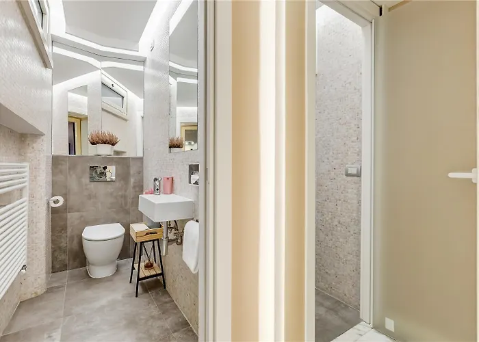 Western Piccadilly Hotel 4*