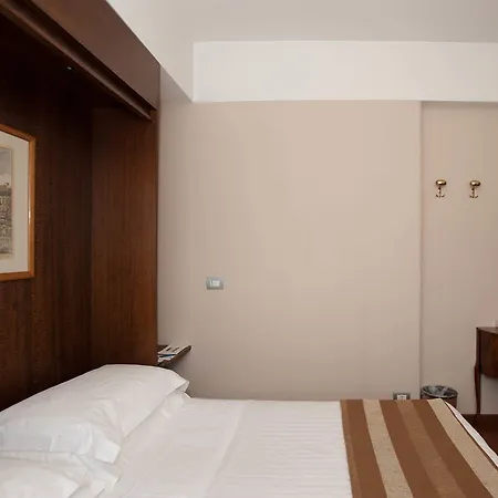 Western Piccadilly Hotel Rzym
