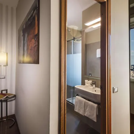 Western Piccadilly Hotel
