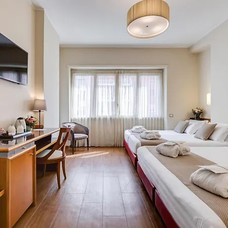 Western Piccadilly Hotel 4*